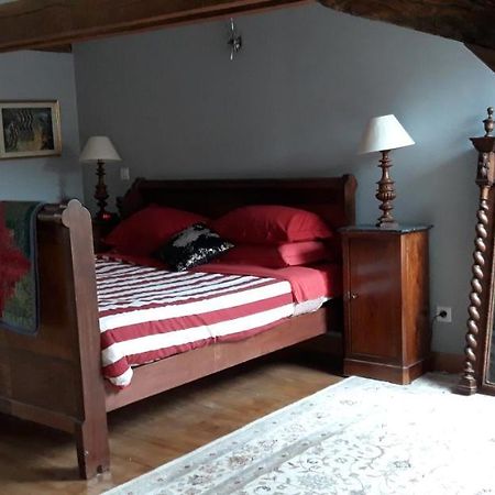 Вилла La Belle Maison Piegut-Pluviers Экстерьер фото