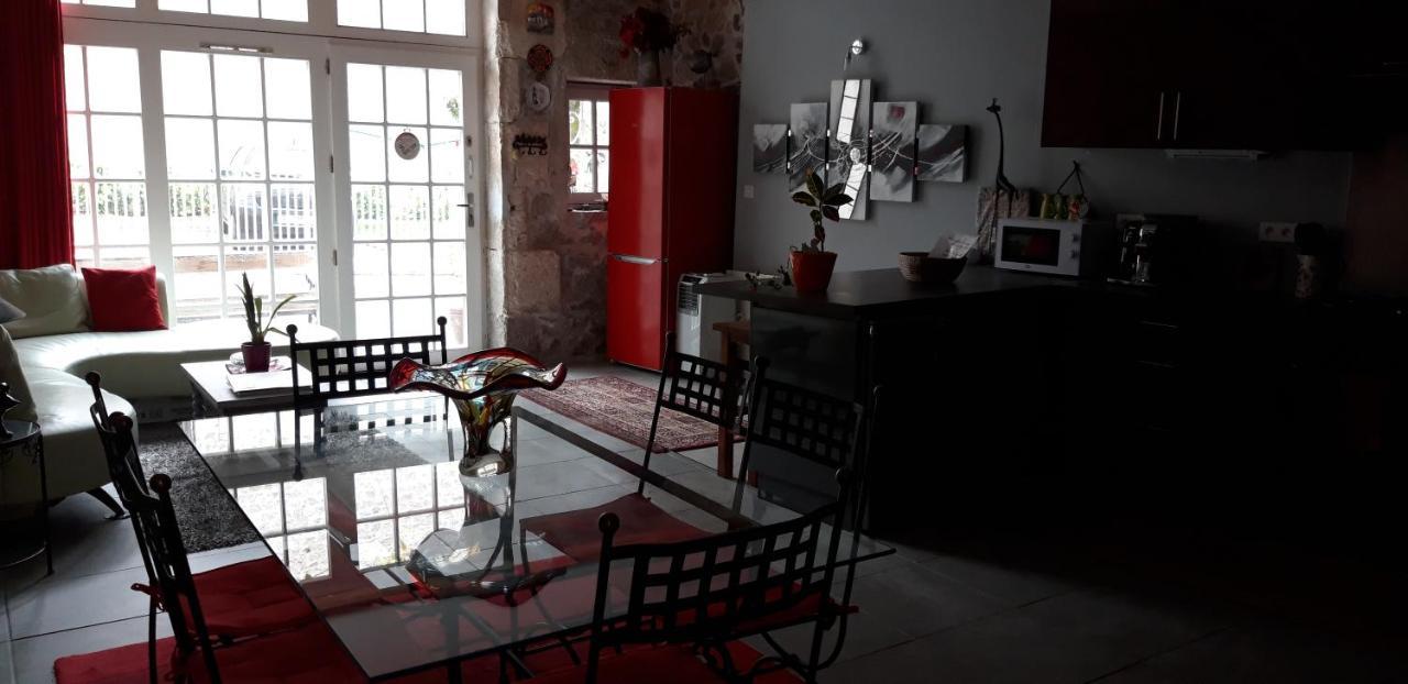 Вилла La Belle Maison Piegut-Pluviers Экстерьер фото